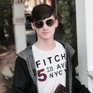 Meet your Posher, Kody